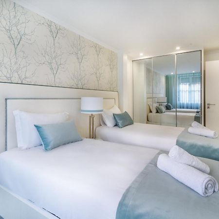 Whome City Chic Escape: Your Stylish Haven In Downtown Lissabon Exterior foto