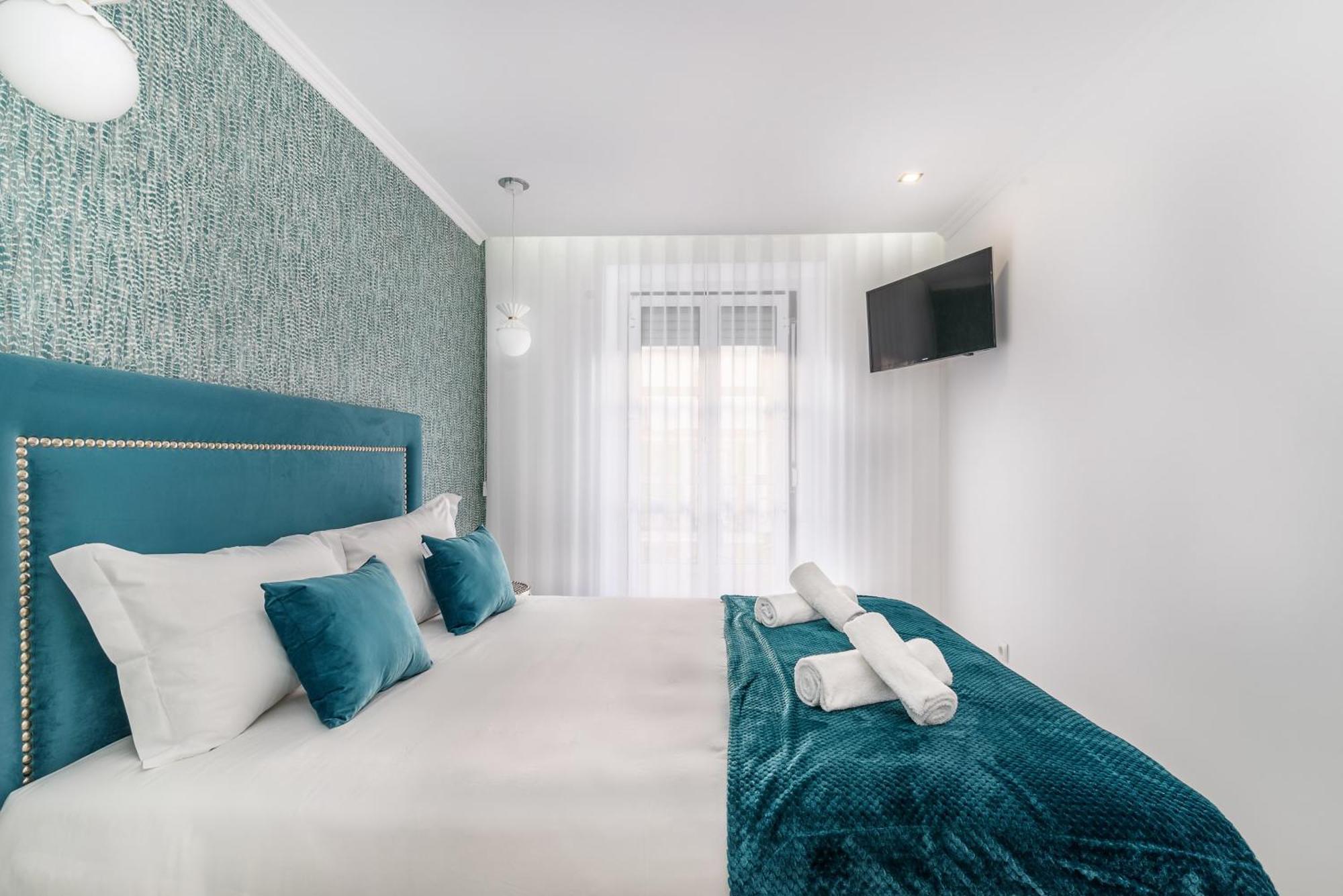 Whome City Chic Escape: Your Stylish Haven In Downtown Lissabon Exterior foto